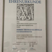 Ehrenurkunde für Dachdeckermeister Thomas Schwelle